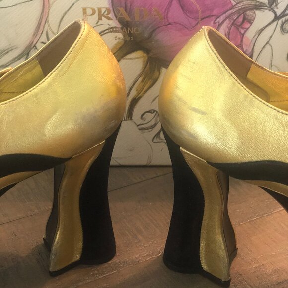 Prada Heels - Picture 5 of 10
